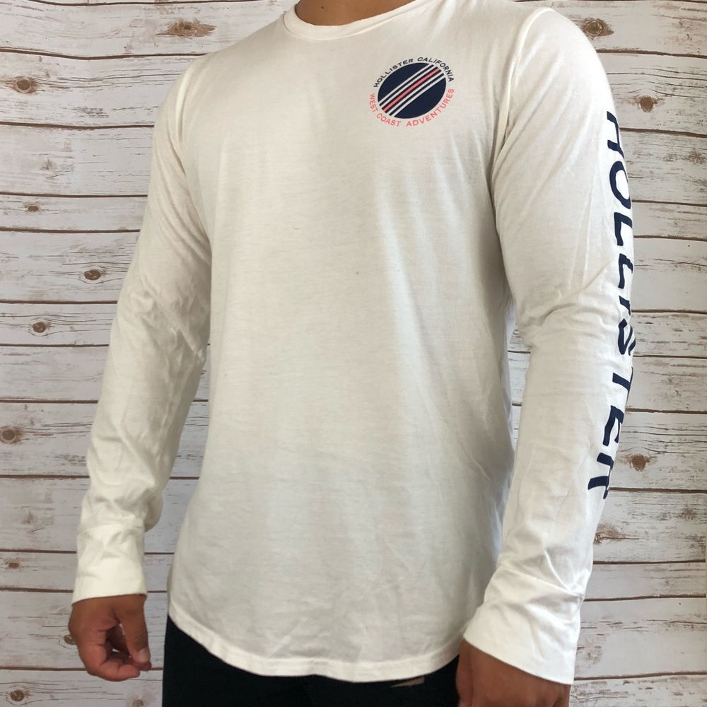 Hollister Curved Hem Long Sleeve T-Shirt